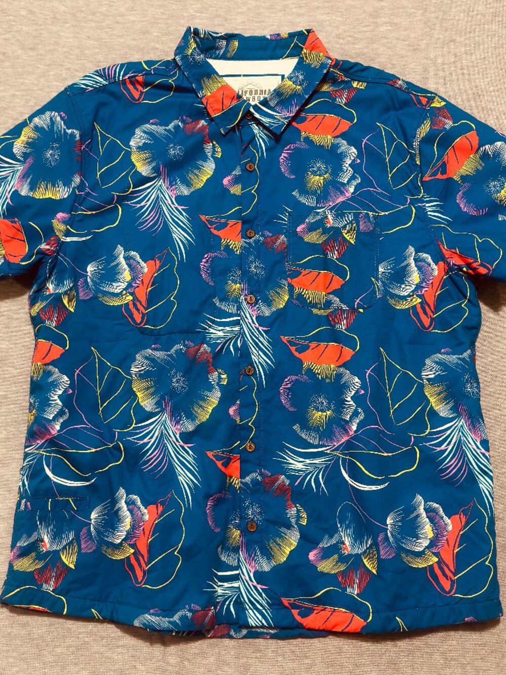 California Cowboy The High Water Shirt Mens XL Blue Short sleeve Tropical flower